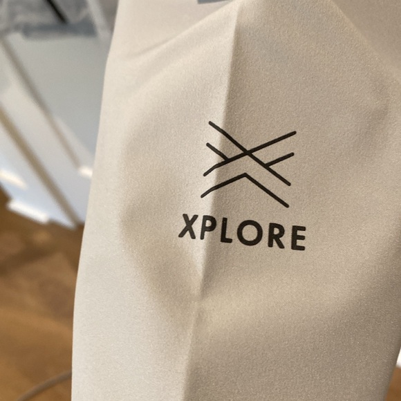 Gill Ladies Light Weight Hooded Full Zip Sailing Jacket.  Silver Grey.  XL. NWOT - Picture 5 of 9